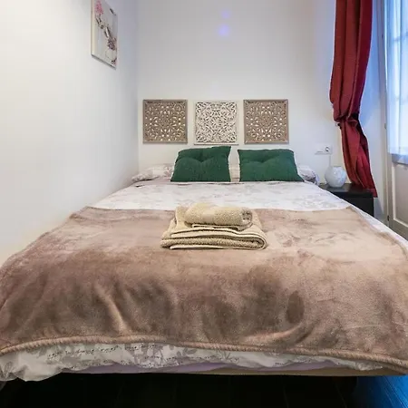 Centrico En Apartament Kadyks
